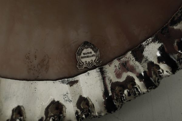 Conchiglia rivestita in argento. Etichetta a scudo Mario Buccellati. Italia XX-XXI secolo  - Asta Argenti da collezione | Antichi - Associazione Nazionale - Case d'Asta italiane