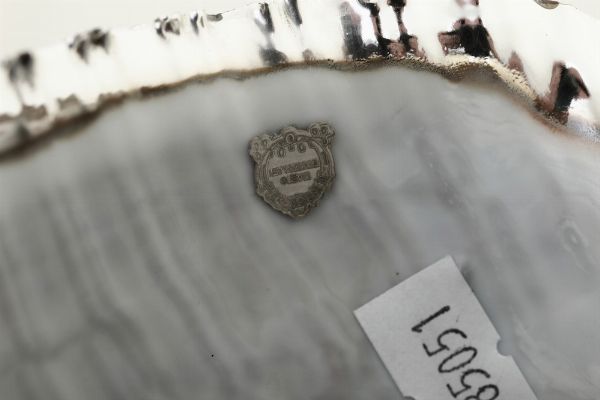 Conchiglia rivestita in argento. Etichetta a scudo Mario Buccellati. Italia XX-XXI secolo  - Asta Argenti da collezione | Antichi - Associazione Nazionale - Case d'Asta italiane
