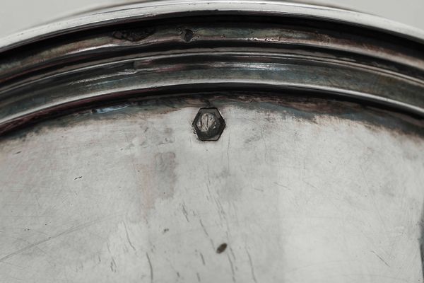 Caffettiera. Francia, prima met del XIX secolo. Marchi di titolo e garanzia in uso dal 1819 al 1838  - Asta Argenti da collezione | Antichi - Associazione Nazionale - Case d'Asta italiane