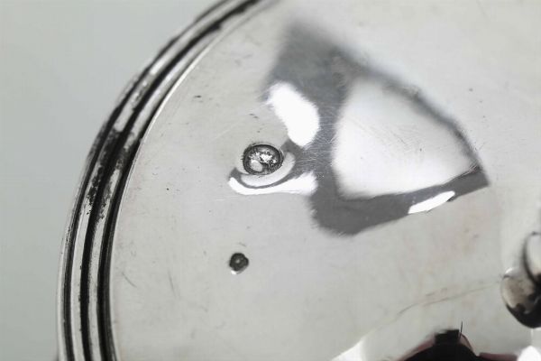 Quattro saliere e senapiera. Argentiere Jacques-Nicolas Boulenger. Parigi, primo quarto del XIX secolo  - Asta Argenti da collezione | Antichi - Associazione Nazionale - Case d'Asta italiane