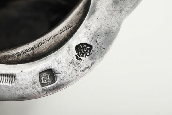 Coppa. Probabilmente Ausburg XVIII secolo. Marchio dell'argentiere LT (non identificato)  - Asta Argenti da collezione | Antichi - Associazione Nazionale - Case d'Asta italiane