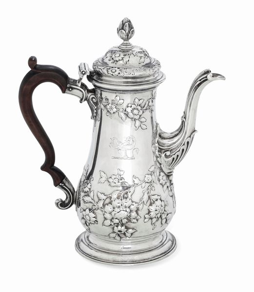 Caffettiera. Londra 1761. Argentiere John Swift (?)  - Asta Argenti da collezione | Antichi - Associazione Nazionale - Case d'Asta italiane