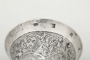Coppa. Russia, probabilmente Mosca 1866. Marchio dell'assaggiatore parziale di difficile lettura (Viktor Savinkov?) e marchio dell'argentiere (non identificato)  - Asta Argenti da collezione | Antichi - Associazione Nazionale - Case d'Asta italiane