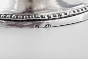 Caffettiera. Probabilmente Malta XVIII-XIX secolo  - Asta Argenti da collezione | Antichi - Associazione Nazionale - Case d'Asta italiane