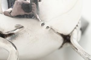 Caffettiera. Manifattura europea del XIX secolo (Paesi Bassi?)  - Asta Argenti da collezione | Antichi - Associazione Nazionale - Case d'Asta italiane