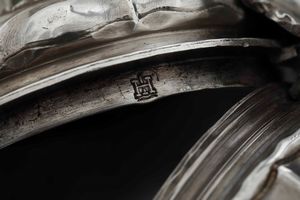 Caffettiera. Argenteria artistica Genovese del XX secolo. Marchio della  Torretta non pertinente  - Asta Argenti da collezione | Antichi - Associazione Nazionale - Case d'Asta italiane