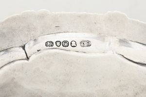 Salver. Londra 1820. Argentiere Paul Storr  - Asta Argenti da collezione | Antichi - Associazione Nazionale - Case d'Asta italiane