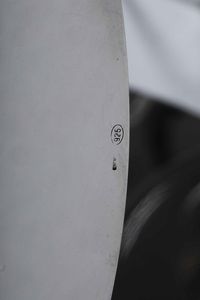 Set di otto sottopiatti. Argenteria milanese del XX-XXI secolo. Argentiere Fabbrica Argenteria Artistiche  - Asta Argenti da collezione | Antichi - Associazione Nazionale - Case d'Asta italiane