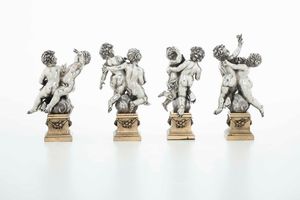 Quattro gruppi raffiguranti giochi tra putti. Argenteria artistica napoletana, prima met del XX secolo. Marchio con fascio littorio in uso dal 1935 al 1945. Argentiere Luigi Avolio. Firma incusa Avolio  - Asta Argenti da collezione | Antichi - Associazione Nazionale - Case d'Asta italiane