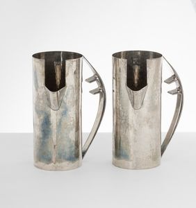 Due caraffe. Designer Carlo Scarpa per Cleto Munari. Produttore Rossi e Arcandi, Vicenza.<BR>Italia 1978 circa  - Asta Argenti da collezione | Antichi - Associazione Nazionale - Case d'Asta italiane