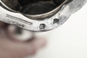 Coppa. Probabilmente Ausburg XVIII secolo. Marchio dell'argentiere LT (non identificato)  - Asta Argenti da collezione | Antichi - Associazione Nazionale - Case d'Asta italiane