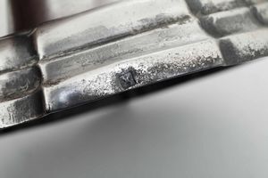 Coppia di candelieri. Germania, seconda met del XVIII secolo. Marchi dell'argentiere MT entro rettangolo e marchio camerale consunto di difficile lettura  - Asta Argenti da collezione | Antichi - Associazione Nazionale - Case d'Asta italiane