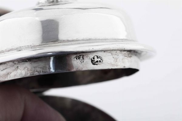 Caffettiera. Londra 1765. Argentiere John Parker & Edward Wakelin  - Asta Argenti da Collezione | XX secolo - Associazione Nazionale - Case d'Asta italiane