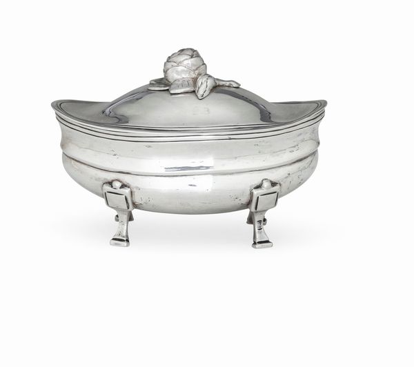 Zuccheriera. Torino, primo decennio del XIX secolo. Marchio di assaggio e contrassaggio di Matteo Promis e marchio dell'argentiere consunto e di difficile lettura. Marchio di garanzia in uso dal 1803 al 1809  - Asta Argenti da Collezione | XX secolo - Associazione Nazionale - Case d'Asta italiane