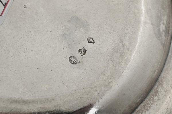 Tazza da puerpera con presentoire. Torino, inizi del XIX secolo. Argentiere Carlo Balbino (1798-1824)  - Asta Argenti da Collezione | XX secolo - Associazione Nazionale - Case d'Asta italiane