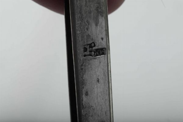 Lucerna. Genova, marchio della Torretta con datario (1)804  - Asta Argenti da Collezione | XX secolo - Associazione Nazionale - Case d'Asta italiane