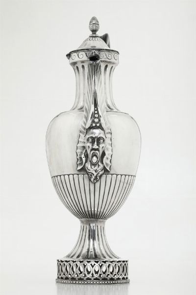 Caffettiera. Stato Pontificio (Urbino?). Marchio dell'argentiere F.S. (Filippo Serafini?). Marchi di occupazione francese in uso dal 1811 al 1815  - Asta Argenti da Collezione | XX secolo - Associazione Nazionale - Case d'Asta italiane