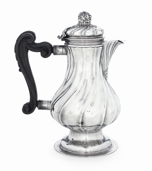 Caffettiera. Argenteria artistica Genovese del XX secolo. Marchio della  Torretta non pertinente  - Asta Argenti da Collezione | XX secolo - Associazione Nazionale - Case d'Asta italiane