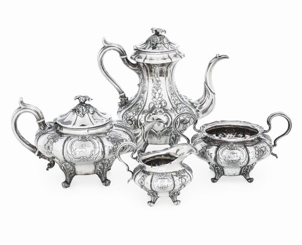 Servizio da t e caff. Marchi della citt di Sheffield per l'anno 1835 e dell'argentiere DS inframezzato da stella (non identificato)  - Asta Argenti da Collezione | XX secolo - Associazione Nazionale - Case d'Asta italiane