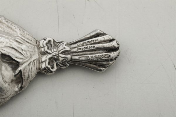 Sei cucchiai a foggia naturalistica. Argentiere Clementi, Bologna per Maison Gianmaria Buccellati. Italia XX-XXI secolo  - Asta Argenti da Collezione | XX secolo - Associazione Nazionale - Case d'Asta italiane