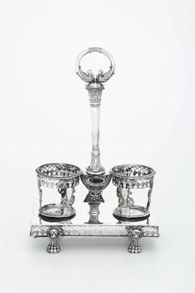 Acetoliera. Parigi, primo quarto del XIX secolo. Argentiere Jean-Pierre Bibron  - Asta Argenti da Collezione | XX secolo - Associazione Nazionale - Case d'Asta italiane