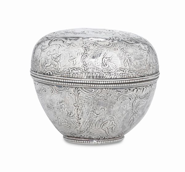 Scatola porta t. Marchi di imitazione dell'argenteria inglese. Probabilmente Hanao, Germania XIX-XX secolo  - Asta Argenti da Collezione | XX secolo - Associazione Nazionale - Case d'Asta italiane