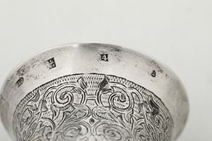 Coppa. Russia, probabilmente Mosca 1866. Marchio dell'assaggiatore parziale di difficile lettura (Viktor Savinkov?) e marchio dell'argentiere (non identificato)  - Asta Argenti da Collezione | XX secolo - Associazione Nazionale - Case d'Asta italiane