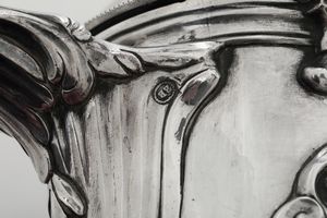 Cioccolatiera. Torino seconda met del XVIII secolo. Argentiere Giovanni Battista Giustetti (1753 - post 1802). Assaggiatore e contrassaggiatore Bartolomeo Bernardi (1778-1816)  - Asta Argenti da Collezione | XX secolo - Associazione Nazionale - Case d'Asta italiane