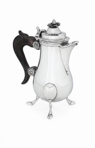 Caffettiera. Catania 1814. Marchio consolare S.M. 14 e marchio dell'argentiere MN (non identificato)  - Asta Argenti da Collezione | XX secolo - Associazione Nazionale - Case d'Asta italiane