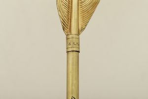 Porta pennino a foggia di piuma. Italia, inizi XX secolo  - Asta Argenti da Collezione | XX secolo - Associazione Nazionale - Case d'Asta italiane