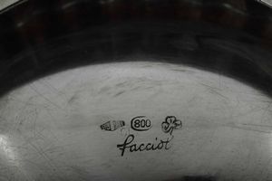 Servizio da t-caff dec. Argenteria artistica milanese, marchi con fascio littorio in uso da 1935 al 1945. Argentiere Luigi Genazzi per Faccioli  - Asta Argenti da Collezione | XX secolo - Associazione Nazionale - Case d'Asta italiane