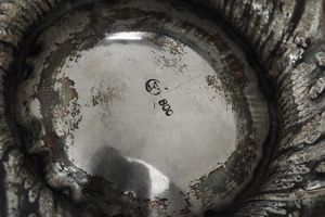 Servizio da t� e caff� con vassoio. Argenteria artistica italiana, prima met� del XX secolo  - Asta Argenti da Collezione | XX secolo - Associazione Nazionale - Case d'Asta italiane