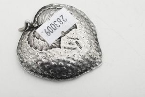 Tredici segnaposto a motivi naturalistici. Argenteria italiana del XX e XXI secolo. Argentiere Clementi, Bologna per Maison Gianmaria Buccellati  - Asta Argenti da Collezione | XX secolo - Associazione Nazionale - Case d'Asta italiane