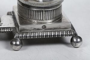 Coppia di saliere. Parigi, prima met del XIX secolo  - Asta Argenti da Collezione | XX secolo - Associazione Nazionale - Case d'Asta italiane