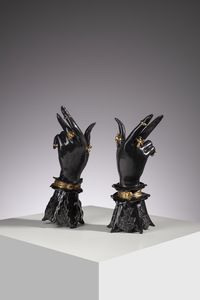 CLERICI FABRIZIO (1913 - 1993) - Coppia di lampade da parete Mani per Spadini, Roma