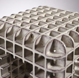 TASCA ALESSIO (1929 - 2020) : Scultura a traforo  - Asta Asta 410 | DESIGN E ARTI DECORATIVE DEL NOVECENTO - CERAMICHE Online - Associazione Nazionale - Case d'Asta italiane