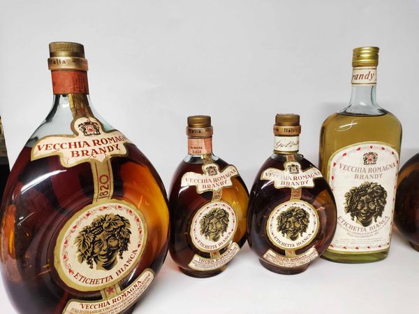 Vecchia Romagna Etichetta Bianca, Brandy  - Asta Whisky & Co. - Associazione Nazionale - Case d'Asta italiane