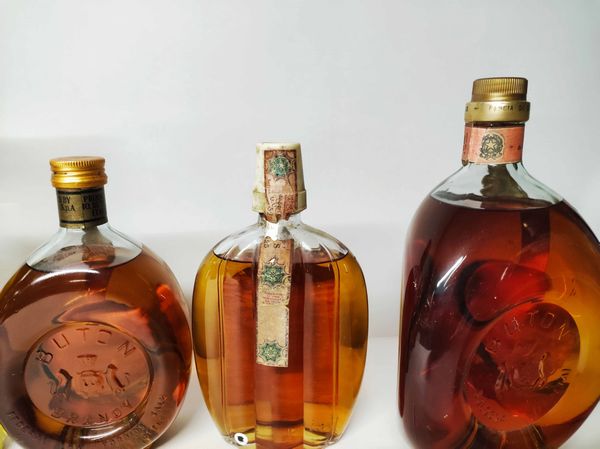 Vecchia Romagna Etichetta Bianca, Brandy  - Asta Whisky & Co. - Associazione Nazionale - Case d'Asta italiane