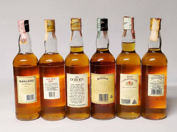 Black Castle, Our Best Kind, Doborn, Mackinlay, Commissioner, Mclane's, Scoth Whisky  - Asta Whisky & Co. - Associazione Nazionale - Case d'Asta italiane