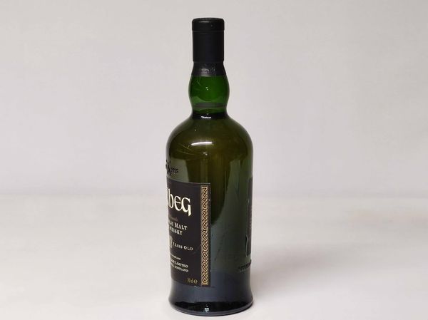 Ardbeg 17 Years Old The Ultimate, Single Islay Malt Whisky  - Asta Whisky & Co. - Associazione Nazionale - Case d'Asta italiane