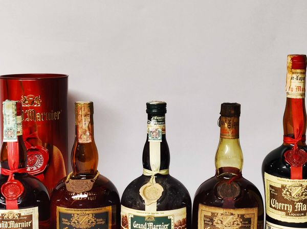 Grand Marnier, Cherry Marnier, Liquore  - Asta Whisky & Co. - Associazione Nazionale - Case d'Asta italiane