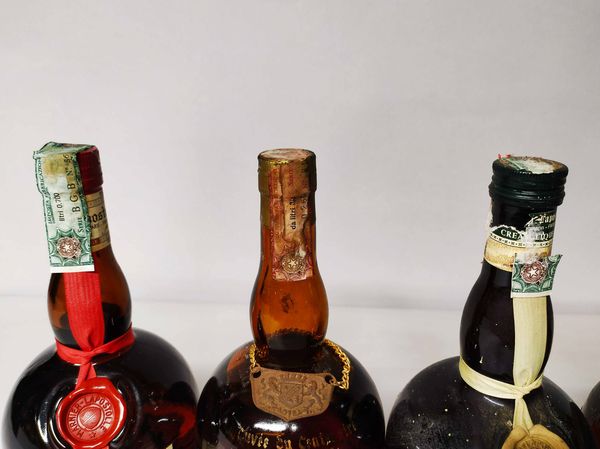Grand Marnier, Cherry Marnier, Liquore  - Asta Whisky & Co. - Associazione Nazionale - Case d'Asta italiane