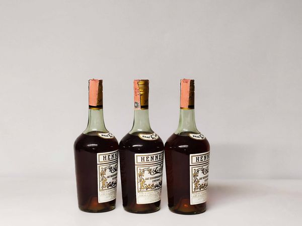 Hennessy Bras Arme, Cognac  - Asta Whisky & Co. - Associazione Nazionale - Case d'Asta italiane