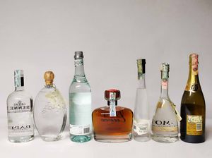 Psenneh, B. Nardini, Bonollo, Uve, Franciacorta, Tosolini, Serafini, Grappa  - Asta Whisky & Co. - Associazione Nazionale - Case d'Asta italiane