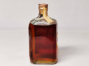 Bowmore Bicentenary, Single Malt Whisky  - Asta Whisky & Co. - Associazione Nazionale - Case d'Asta italiane