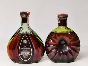 Courvoisier Xo & Remy Martin Centaure Xo, Cognac  - Asta Whisky & Co. - Associazione Nazionale - Case d'Asta italiane