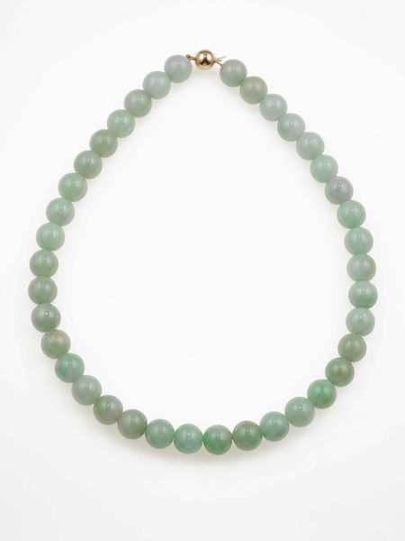 Collana con boules in giadeite  - Asta Gioielli - Associazione Nazionale - Case d'Asta italiane