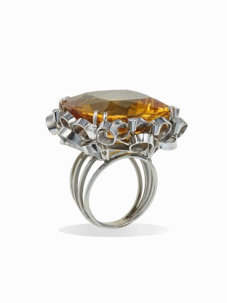 Anello con grande quarzo citrino  - Asta Gioielli - Associazione Nazionale - Case d'Asta italiane