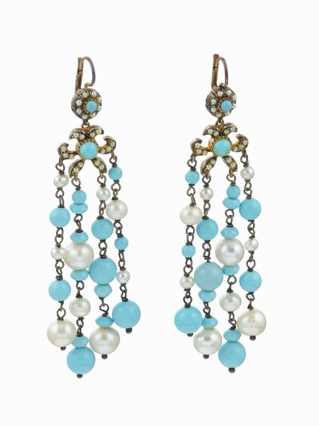 Lotto costituito da tre paia di orecchini con corallo, perle pietre dure e jem set  - Asta Gioielli - Associazione Nazionale - Case d'Asta italiane