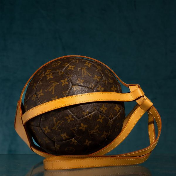 Louis Vuitton Mondiali Francia 1998<BR>  - Asta Luxury Vintage e Penne da Collezione - Associazione Nazionale - Case d'Asta italiane